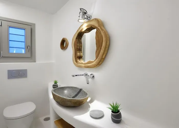 Willa Beachfront Cohyli, *